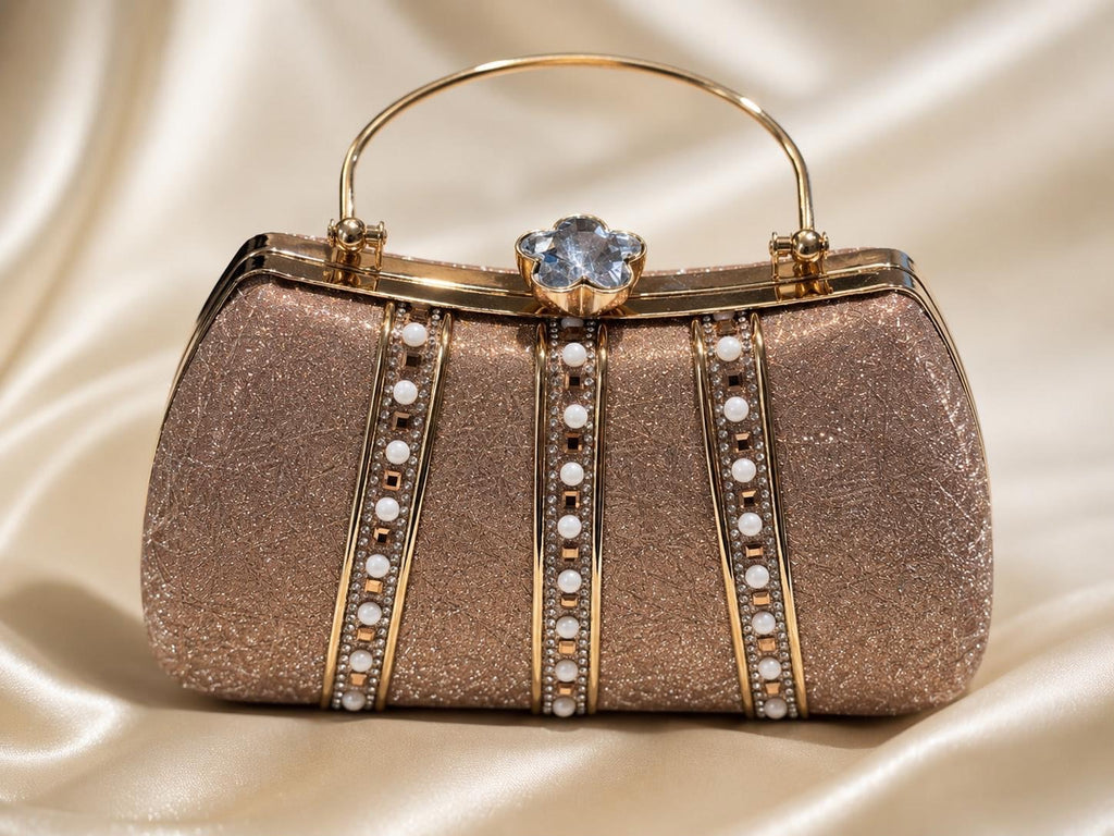 Pearl Majesty Clutch