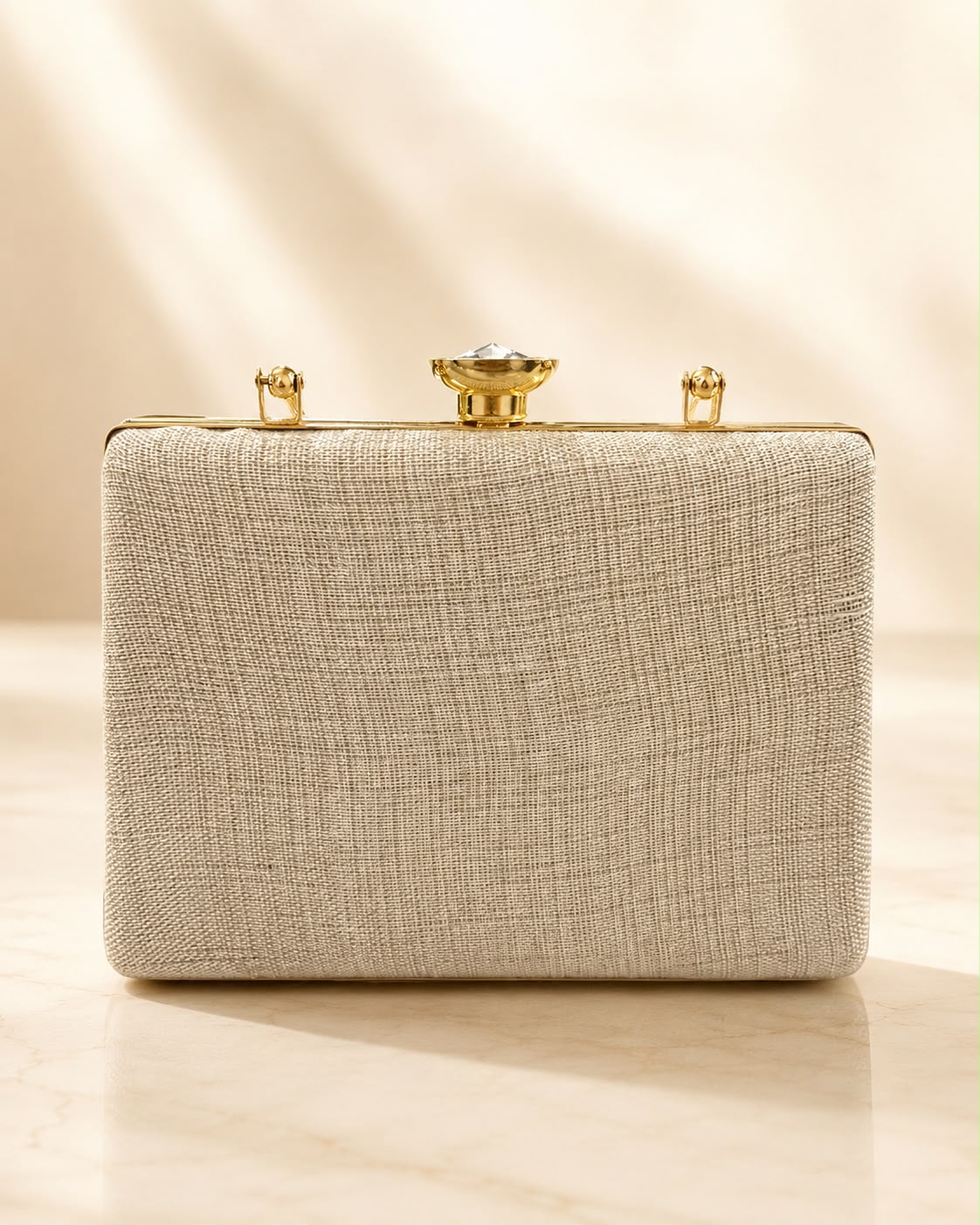 Elara Pearl Crystal Clutch